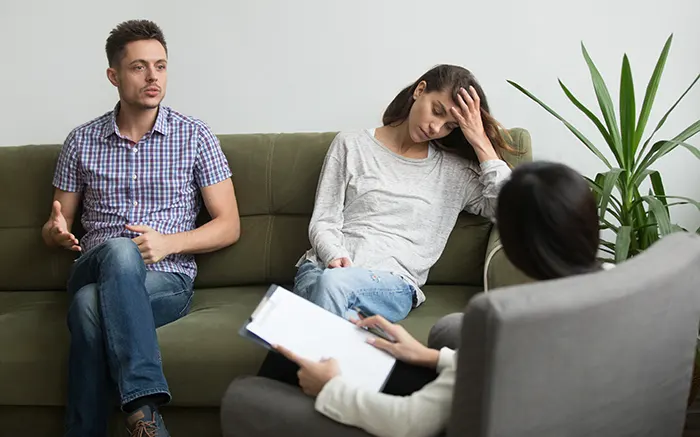 باورهای اشتباه در مورد حکم طلاق عاطفی چیست؟